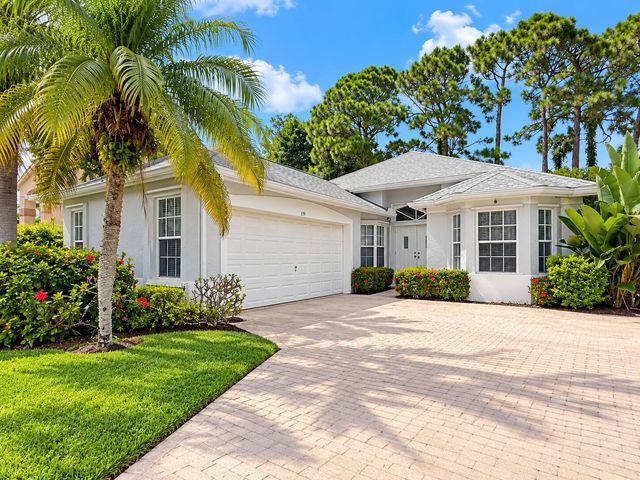 139 SARATOGA Boulevard E, Royal Palm Beach, FL 33411