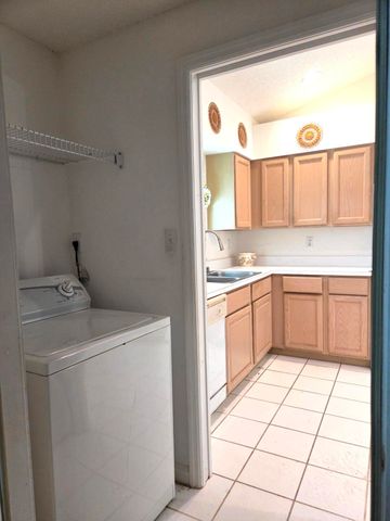 139 SARATOGA Boulevard E, Royal Palm Beach, FL 33411