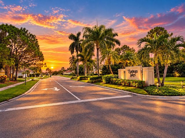 139 SARATOGA Boulevard E, Royal Palm Beach, FL 33411