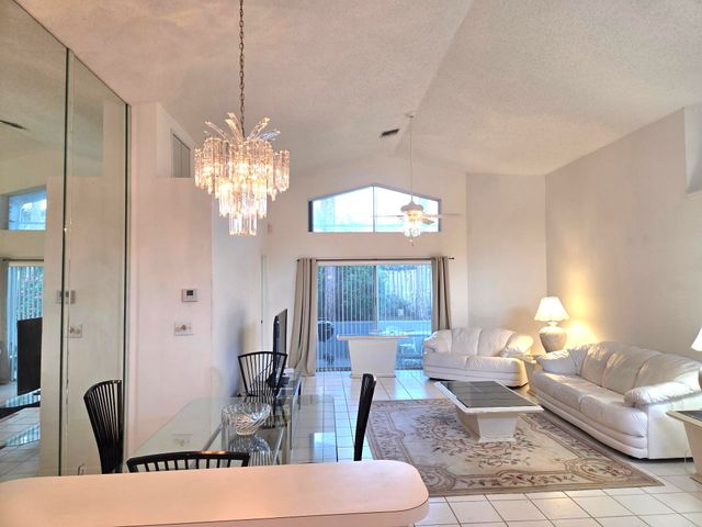 139 SARATOGA Boulevard E, Royal Palm Beach, FL 33411