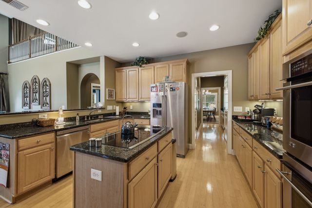 1446 Burnside Dr, Franklin, TN 37067