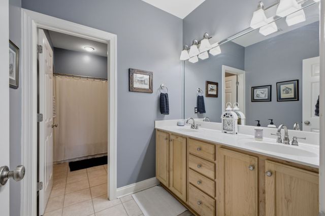 1446 Burnside Dr, Franklin, TN 37067