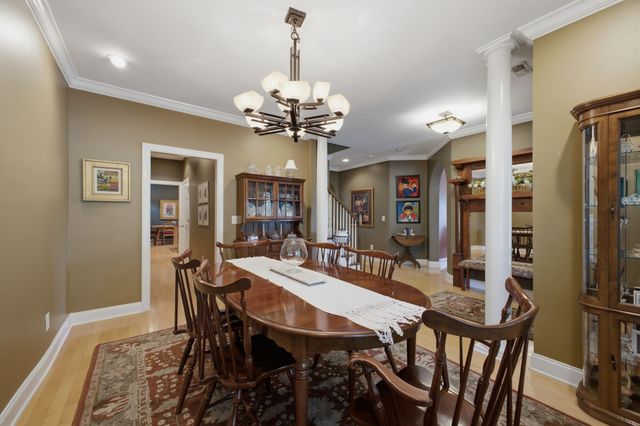 1446 Burnside Dr, Franklin, TN 37067