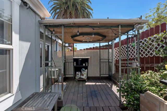 24425 Woolsey Canyon 42, West Hills, CA 91304