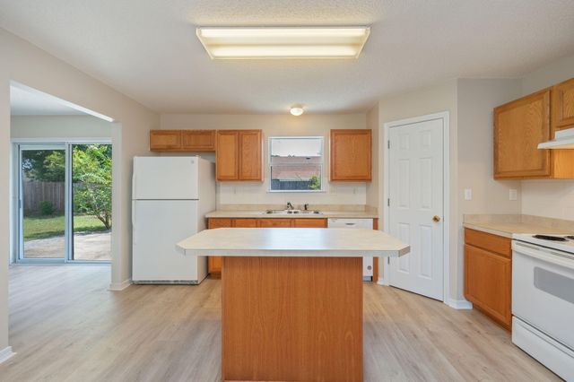 1206 Northview Drive, Crestview, FL 32536