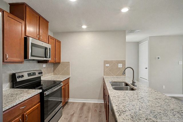 6508 Buffalo Ranch, San Antonio, TX 78244