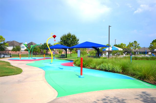 11812 Sea Shadow Bend, Pearland, TX 77584