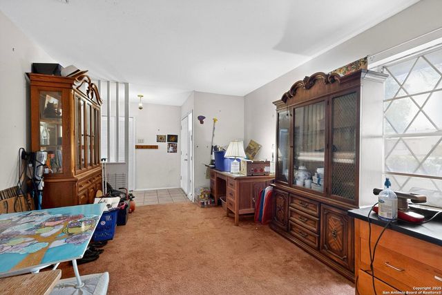 5215 Village Row, San Antonio, TX 78218