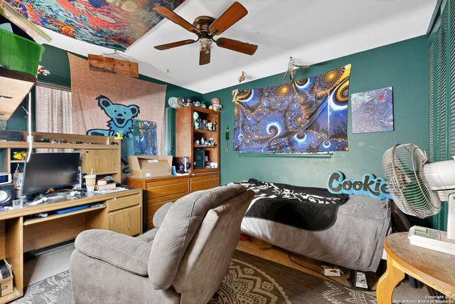 5215 Village Row, San Antonio, TX 78218