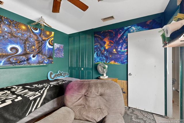 5215 Village Row, San Antonio, TX 78218