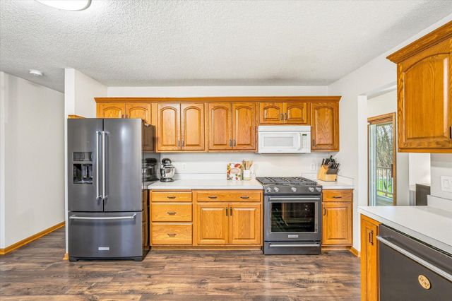 18001 Arrowhead Street NW, Andover, MN 55304
