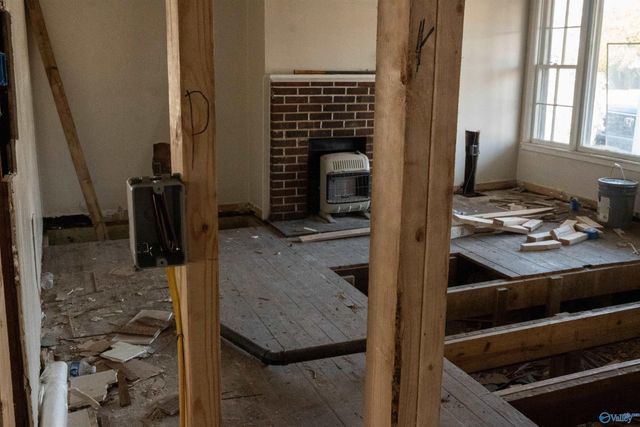 1120 Oakwood Avenue, Huntsville, AL 35811