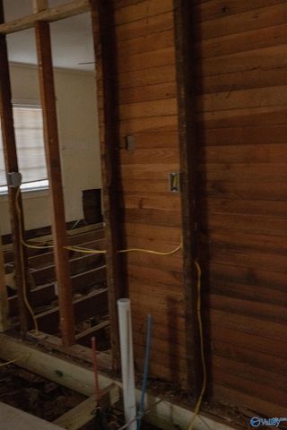 1120 Oakwood Avenue, Huntsville, AL 35811