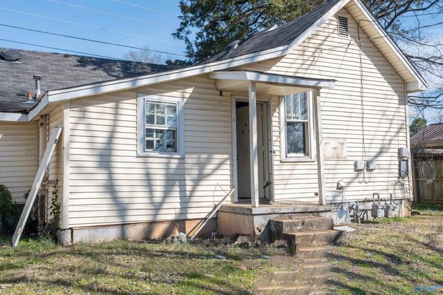 1120 Oakwood Avenue, Huntsville, AL 35811