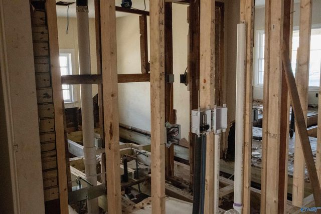 1120 Oakwood Avenue, Huntsville, AL 35811