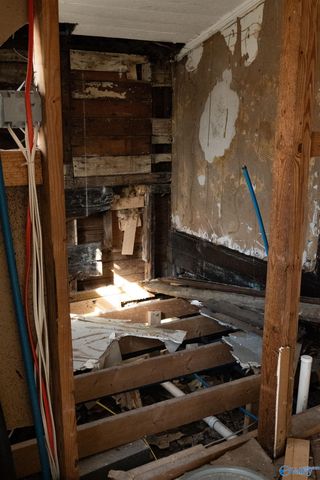 1120 Oakwood Avenue, Huntsville, AL 35811