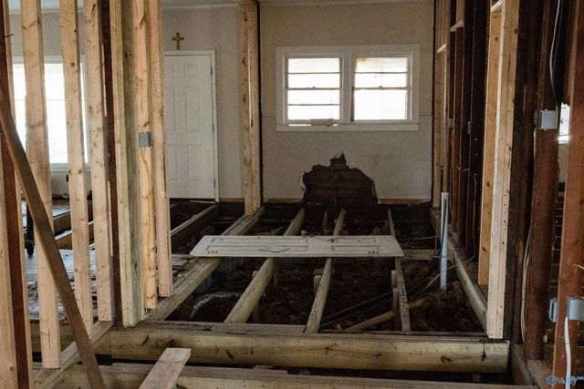 1120 Oakwood Avenue, Huntsville, AL 35811