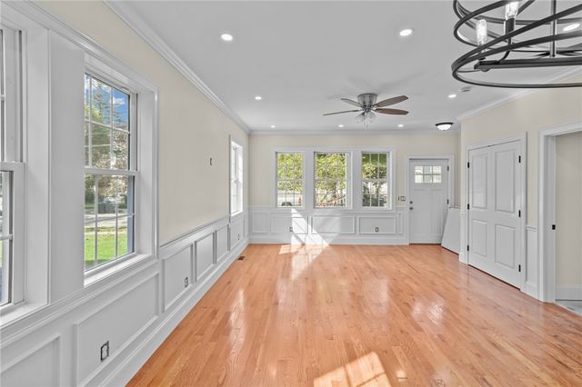 117 Sharon Street, Providence, RI 02908