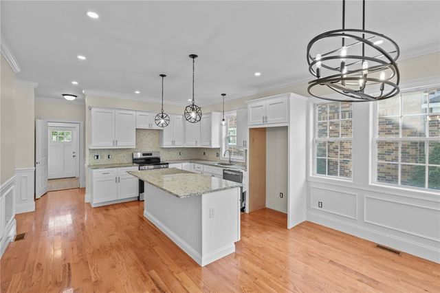 117 Sharon Street, Providence, RI 02908