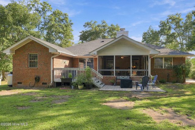 323 S Belvedere Drive, Hampstead, NC 28443