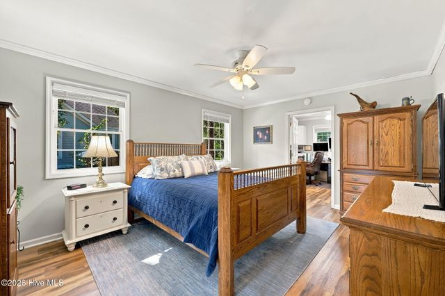 323 S Belvedere Drive, Hampstead, NC 28443