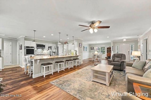 323 S Belvedere Drive, Hampstead, NC 28443