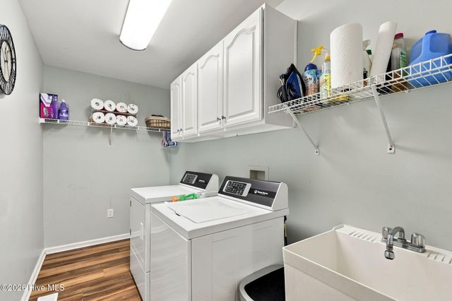 323 S Belvedere Drive, Hampstead, NC 28443