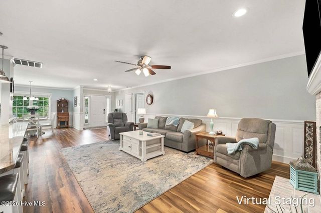 323 S Belvedere Drive, Hampstead, NC 28443