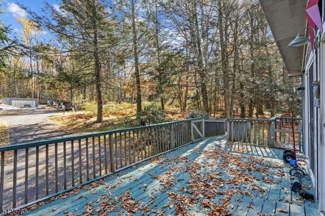 126 Armstrong Rd, Montague Twp., NJ 07827