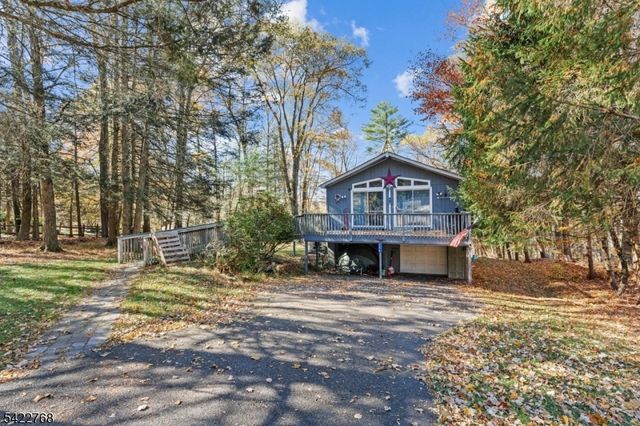 126 Armstrong Rd, Montague Twp., NJ 07827