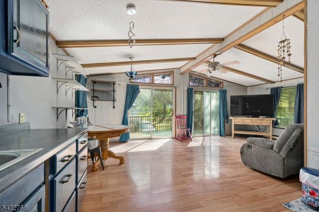 126 Armstrong Rd, Montague Twp., NJ 07827