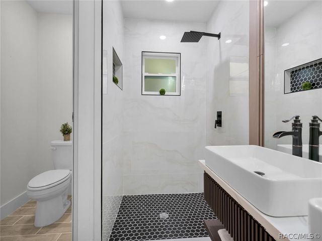 11790 Orange Road, Ocklawaha, FL 32179