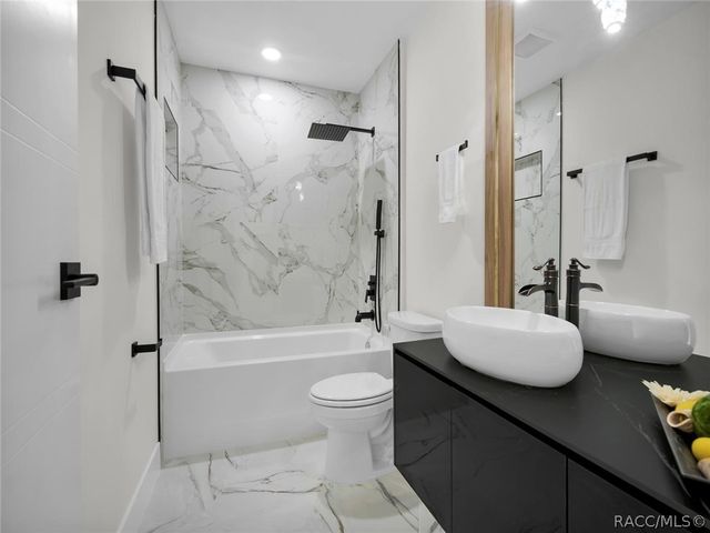 11790 Orange Road, Ocklawaha, FL 32179