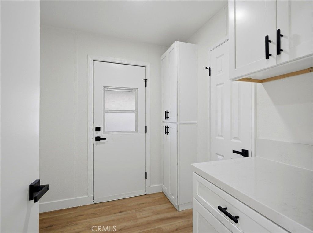 Image 16 of property listing at 28597 Whittier, Winchester, CA 92596