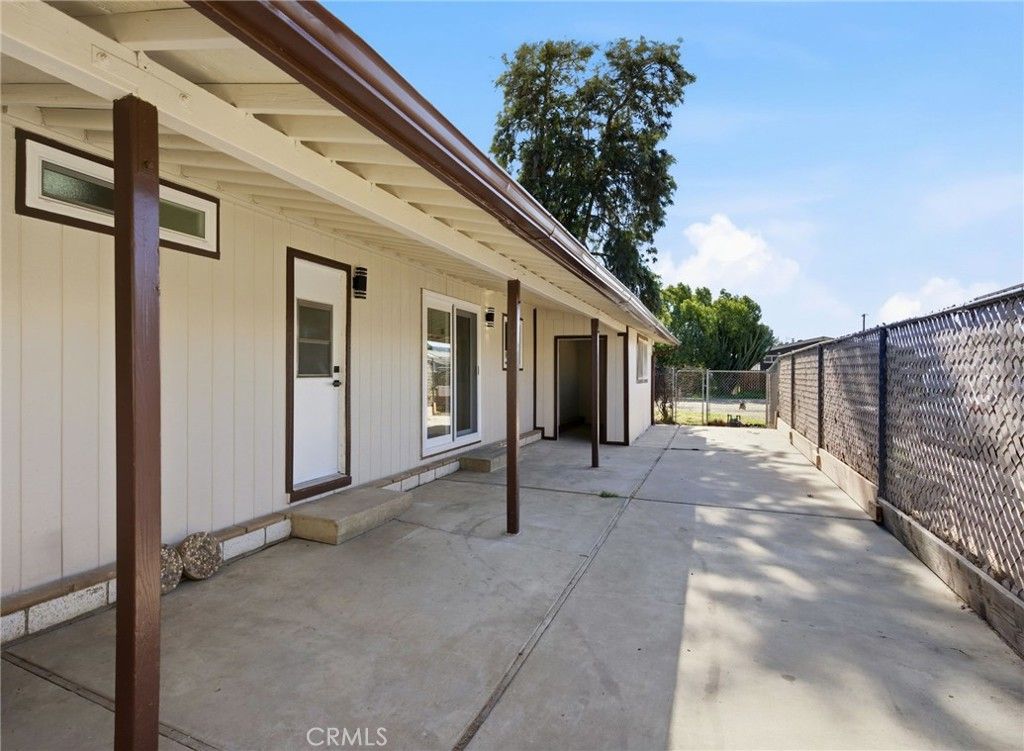 Image 29 of property listing at 28597 Whittier, Winchester, CA 92596