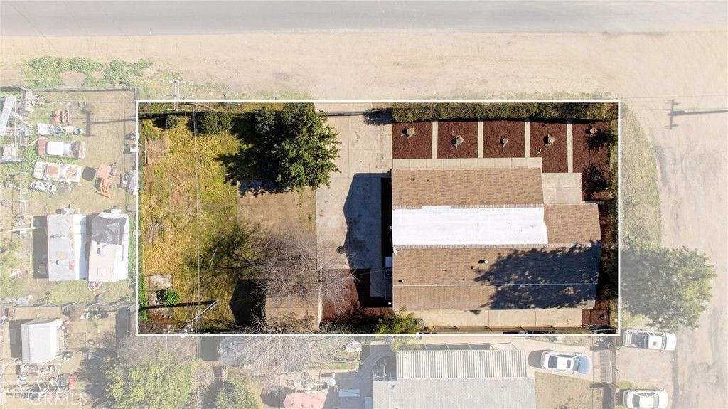 Image 33 of property listing at 28597 Whittier, Winchester, CA 92596