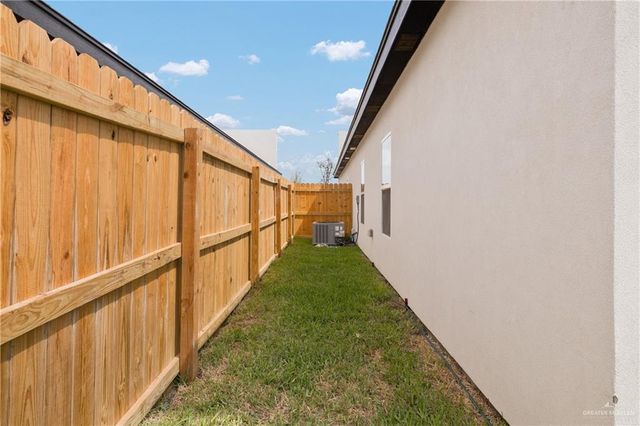 4225 Heron Avenue 13, Mcallen, TX 78504