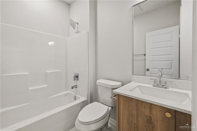 4225 Heron Avenue 13, Mcallen, TX 78504