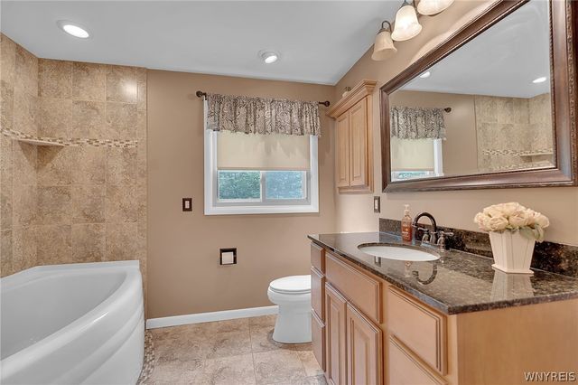 177 Brompton Road, Amherst, NY 14221