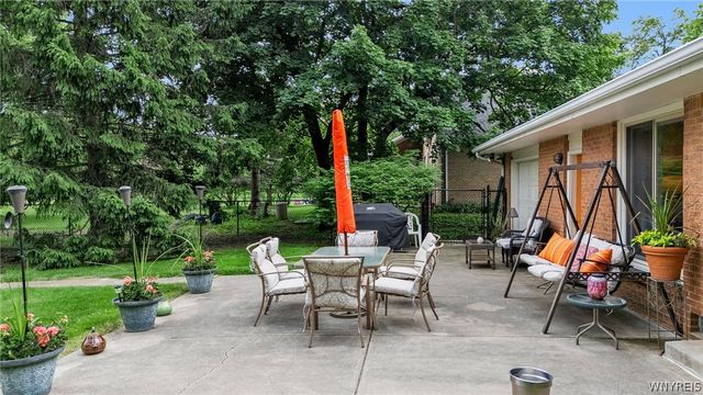 177 Brompton Road, Amherst, NY 14221