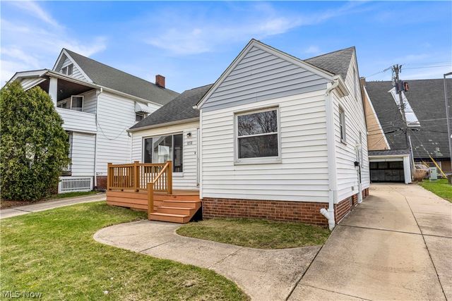 10518 Langton Avenue, Garfield Heights, OH 44125