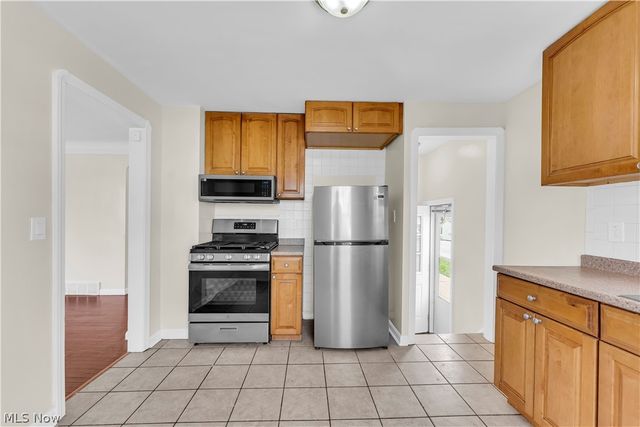10518 Langton Avenue, Garfield Heights, OH 44125