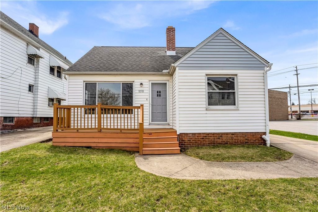 10518 Langton Avenue, Garfield Heights, OH 44125