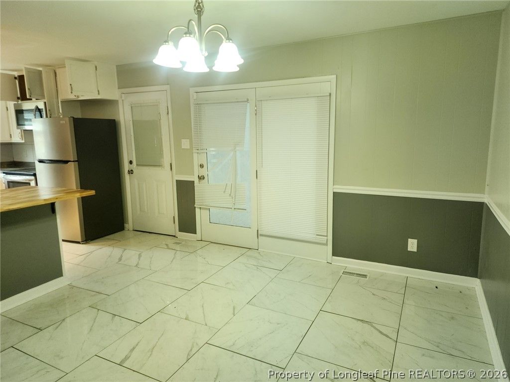 1334 Camelot Drive, Fayetteville, NC 28304 — photo 7
