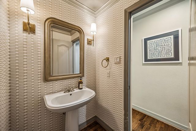 3214 Sunset Boulevard, Houston, TX 77005