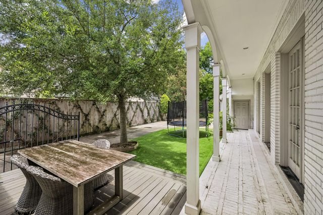 3214 Sunset Boulevard, Houston, TX 77005