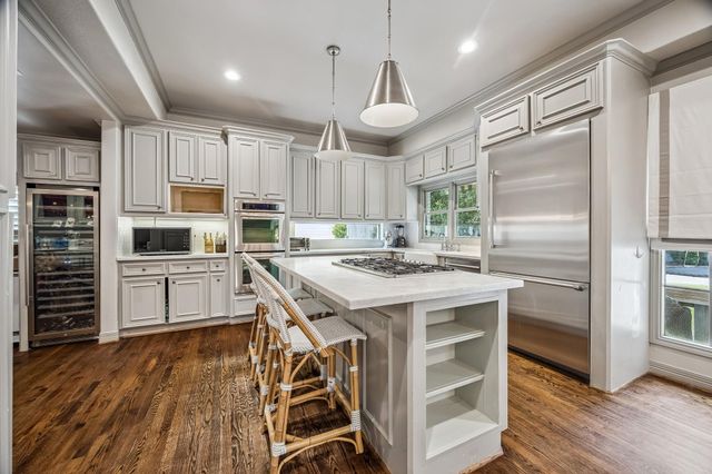 3214 Sunset Boulevard, Houston, TX 77005