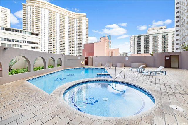 1910 Ala Moana Boulevard 37C, Honolulu, HI 96815