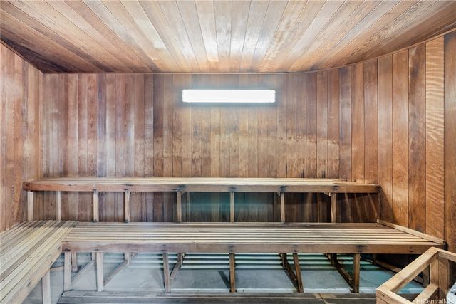 1910 Ala Moana Boulevard 37C, Honolulu, HI 96815