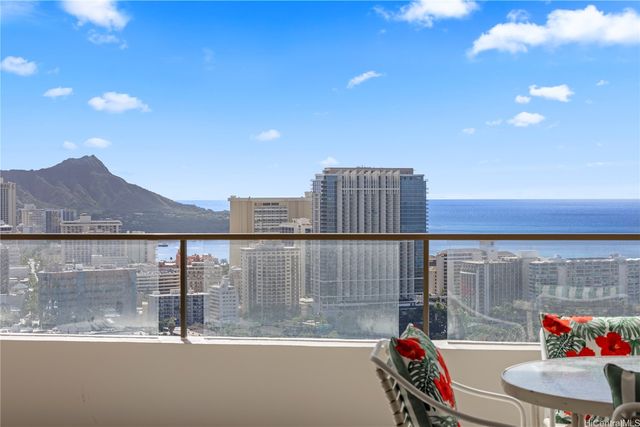 1910 Ala Moana Boulevard 37C, Honolulu, HI 96815